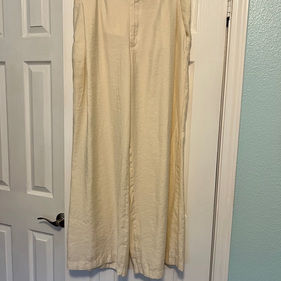 Zara Pants - Zara Women’s Cream Wide-Leg Pants Size L
